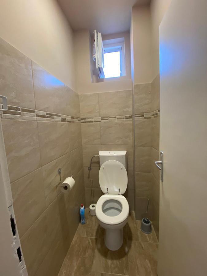 Edina Apartman Balatonlelle Exteriör bild